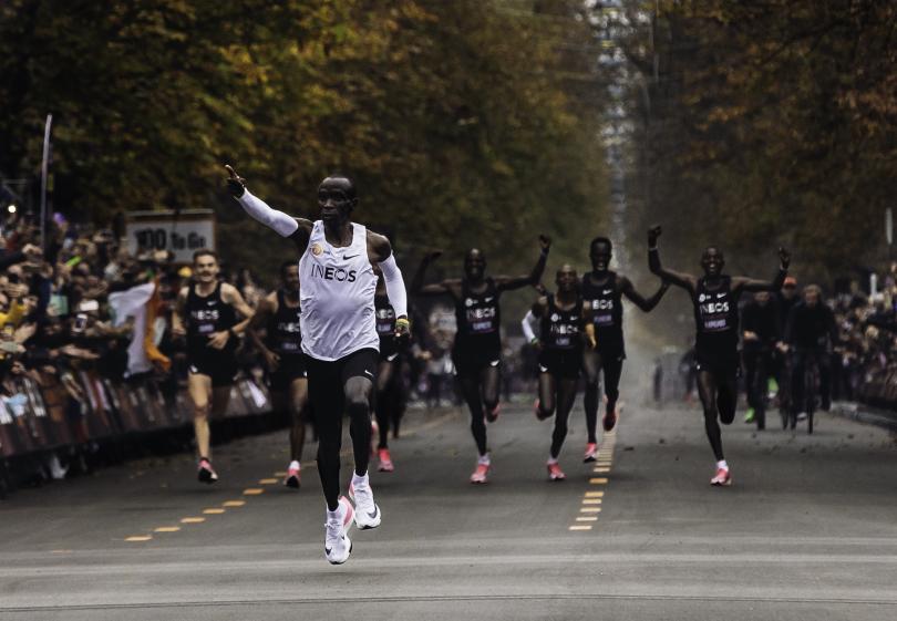 Eliud Kipchoge breaking the two-hour marathon record
