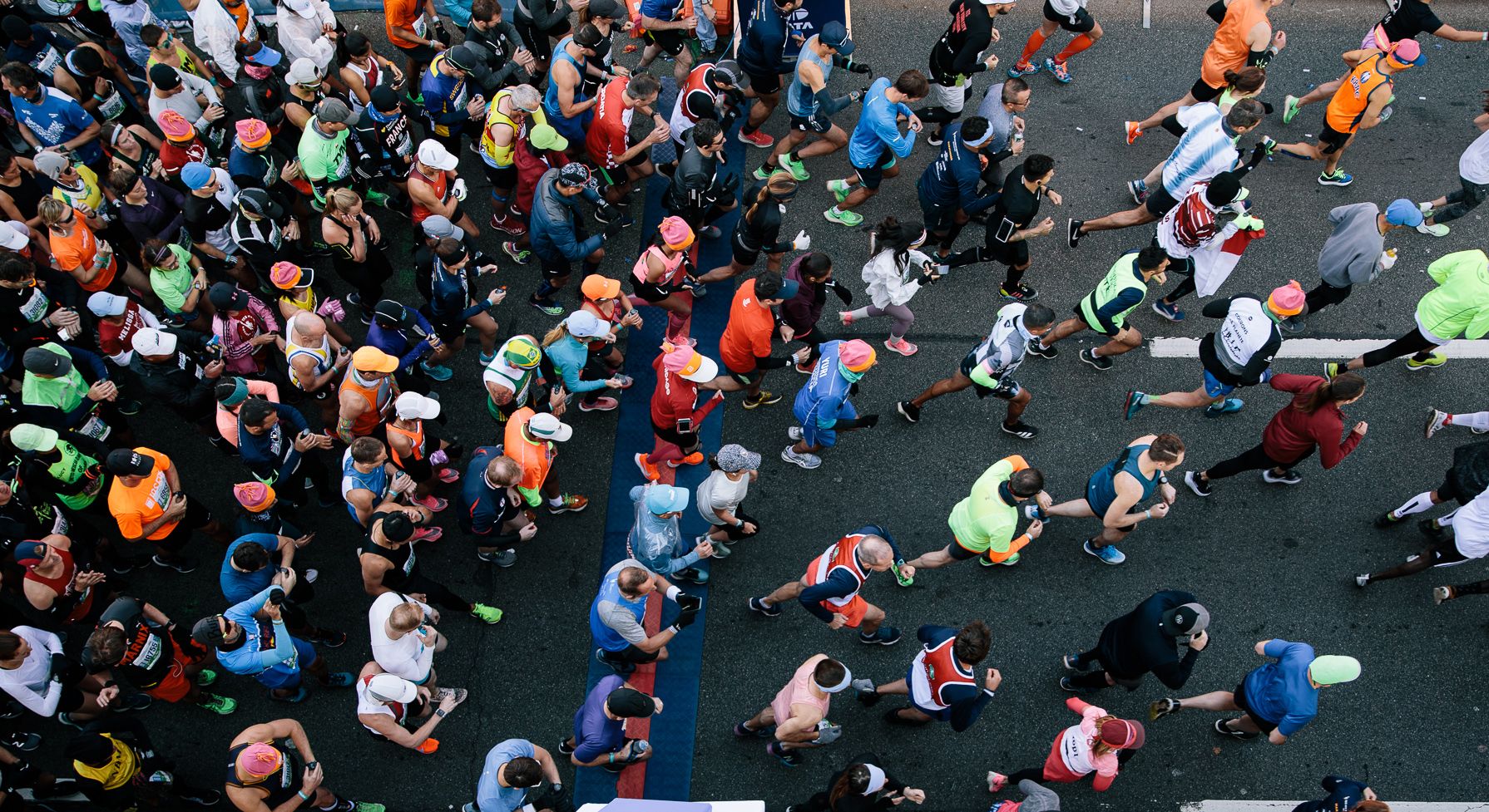 new york, ny november 03 runners start the tcs new york city marathon on the verrazzano bridge on november 3, 2019 in new york city photo by drew levinnew york road runners via getty images