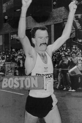 Rob De Castella winning the 1986 Boston Marathon.
