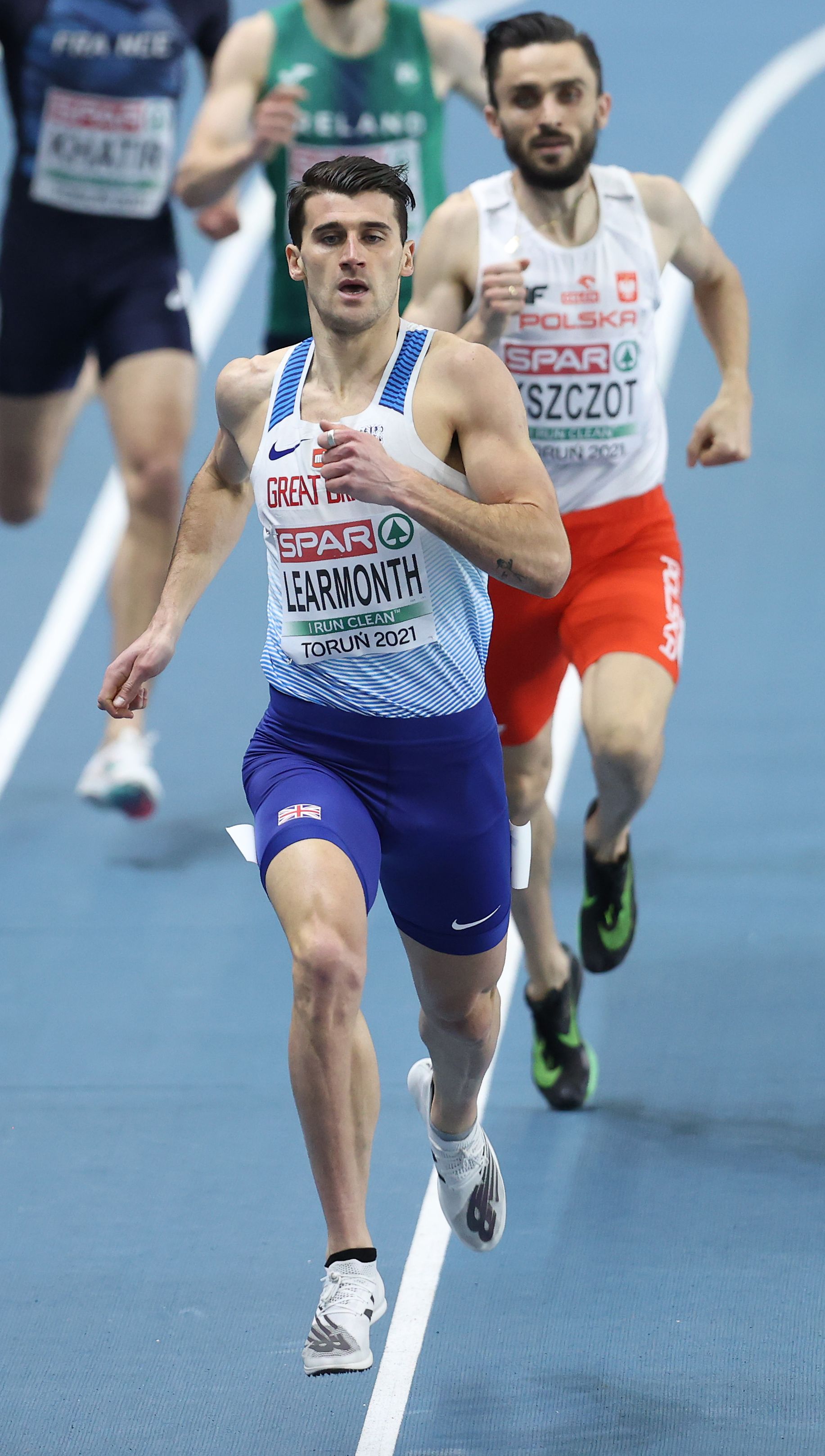 torun, poland march 05 guy learmonth of great britain competes in the mens 800 metres during the second session on day 1 of european athletics indoor championships at arena torun on march 05, 2021 in torun, poland sporting stadiums around poland remain under strict restrictions due to the coronavirus pandemic as government social distancing laws prohibit fans inside venues resulting in games being played behind closed doors photo by alexander hassensteingetty images for european athletics