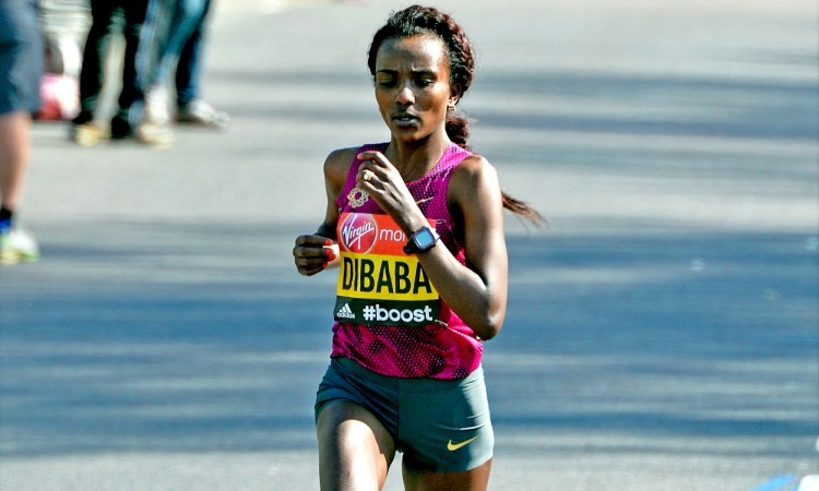Tirunesh Dibaba London Marathon 2014 (Credit: Mark Shearman)